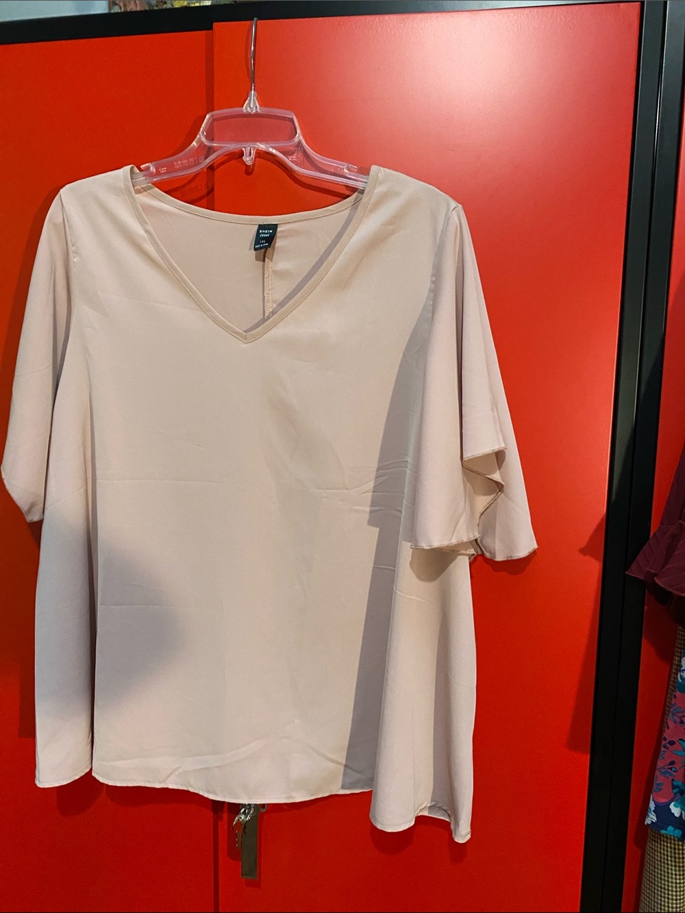 SHEIN Curve V-Neck Flutter Sleeve Blouse - Soft Beige/Rose. Size 1XL